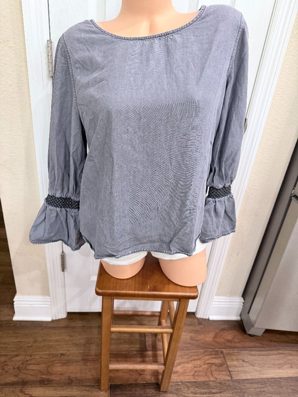 GAP Denim Lyocell Bell Sleeve Boho Top Gray Size Large